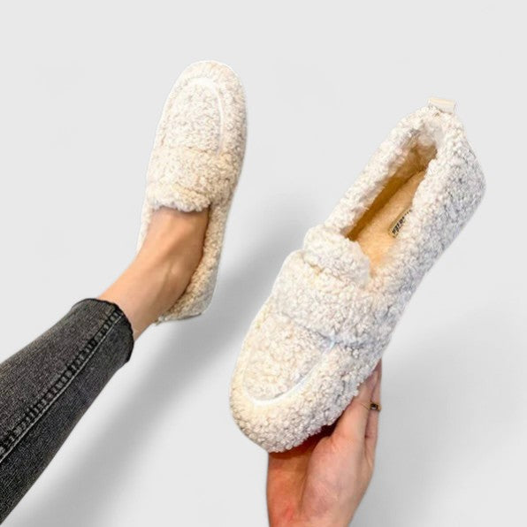 Maison Valmont™ | Chaussons Élégants & Confortables