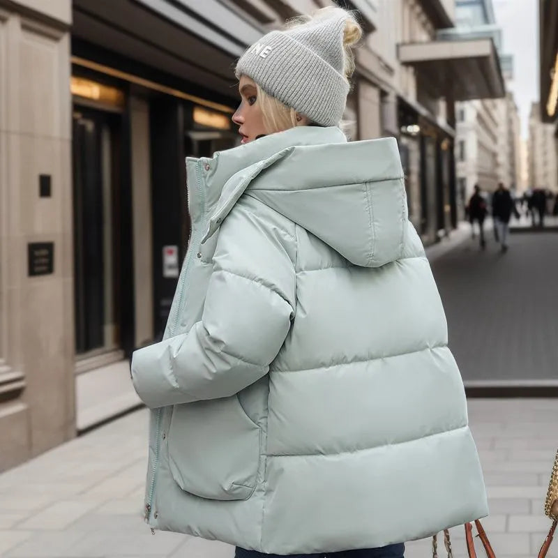 Veste pour Femme – Ligne Épurée et Moderne en Toute Saison