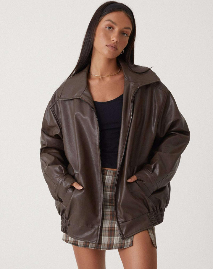 Veste pour Femme – Coupe Nette et Polyvalente en Toute Saison
