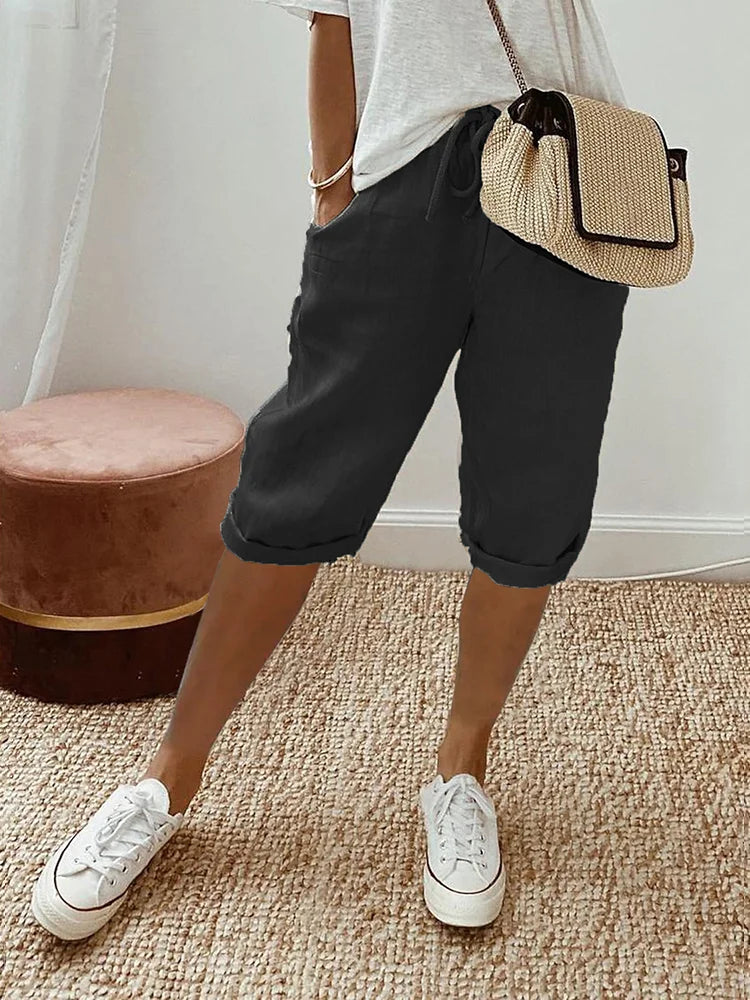 Short pour Femme – Coupe Nette et Estivale en Toute Saison