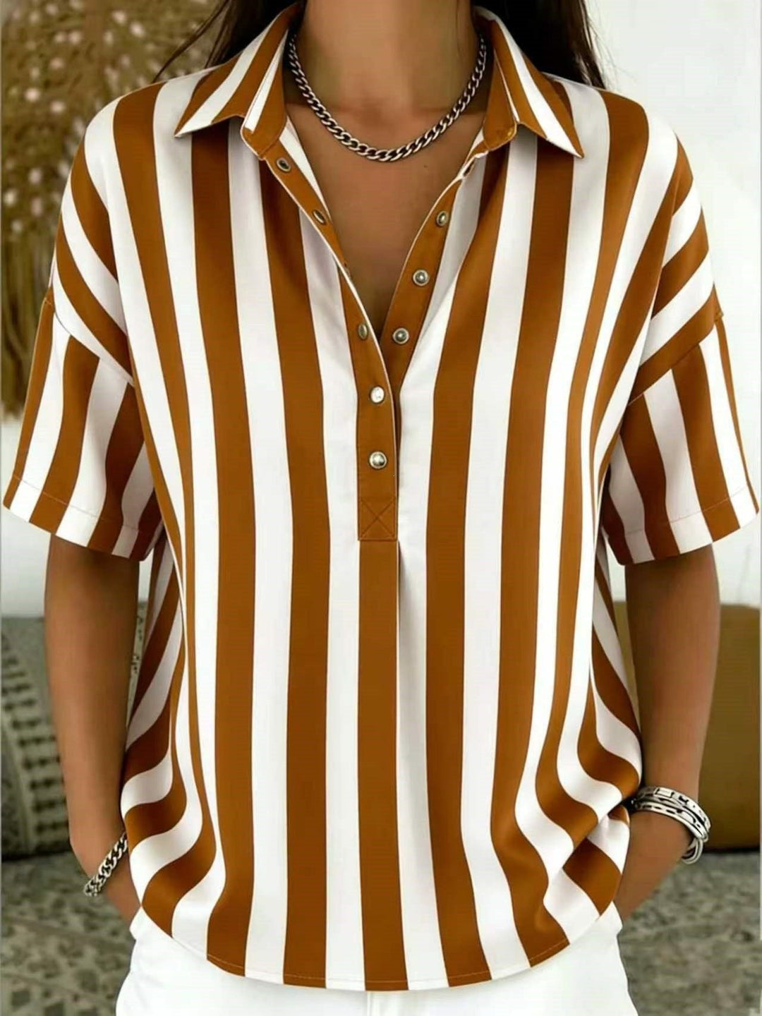 Blouse Fluide pour Femme – Allure Soignée au Bureau pour Toutes les Occasions